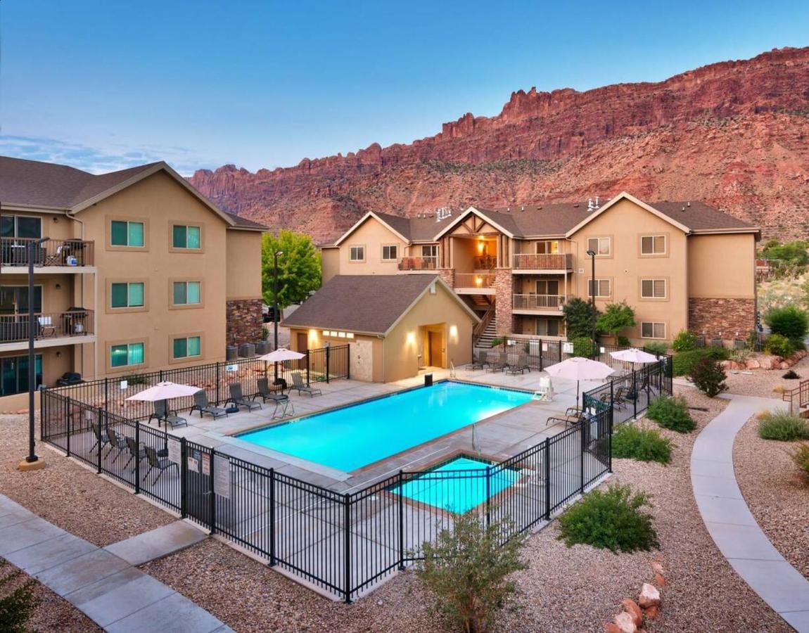 2I Top Floor Moab Redcliff Condo, Pool & Hot Tub Kültér fotó